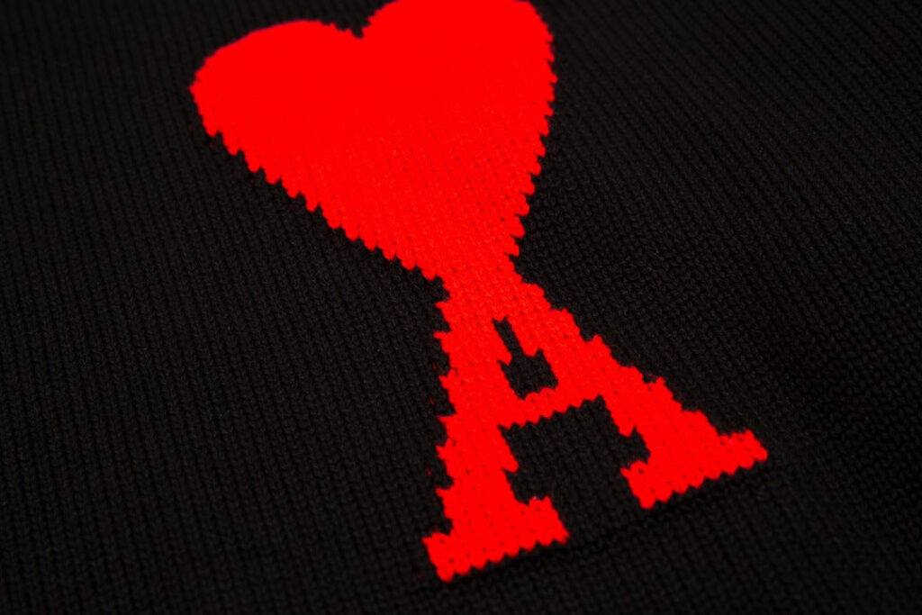 "Heart" - Sweater Black – Ansicht 3